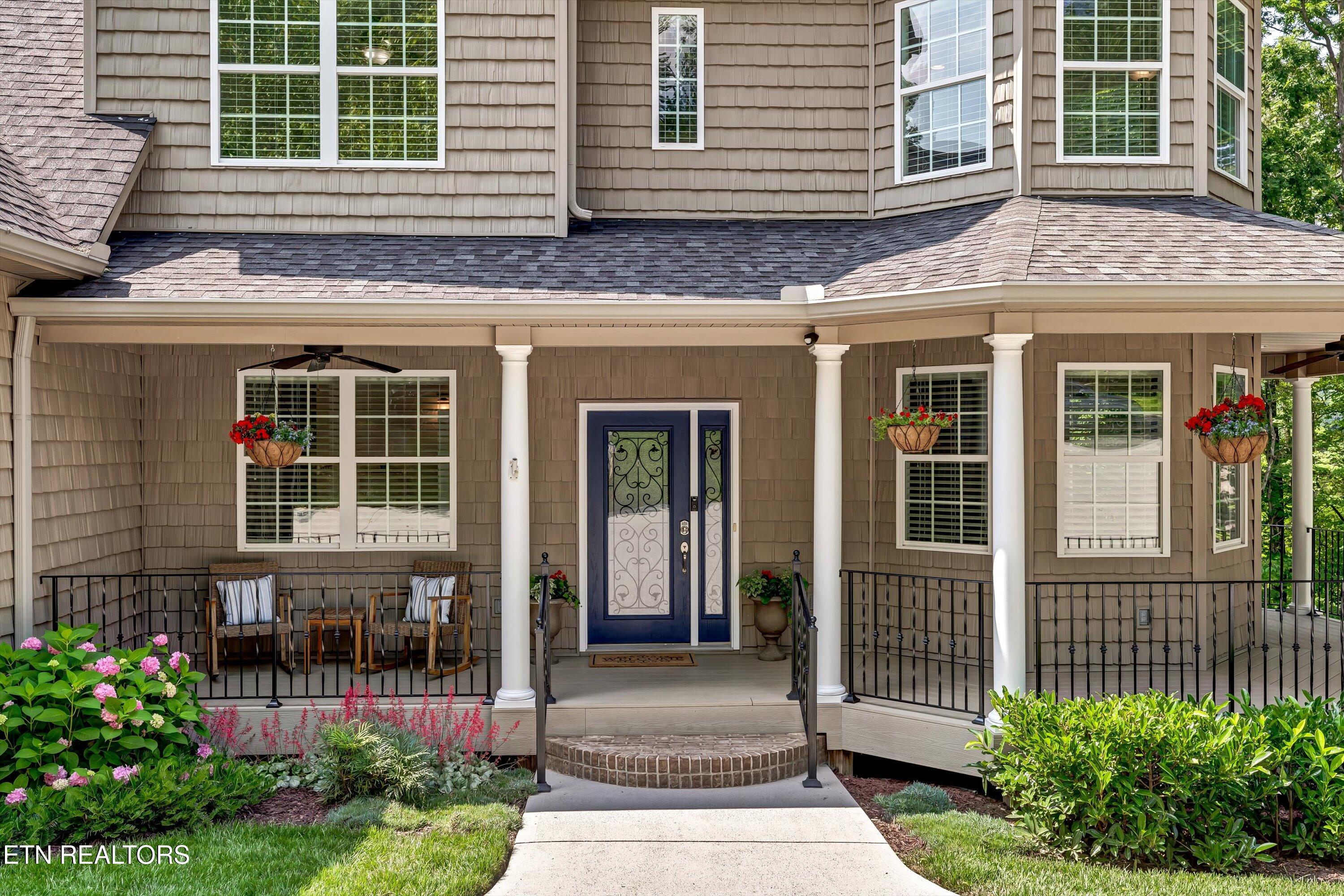 123 Clifton Circle