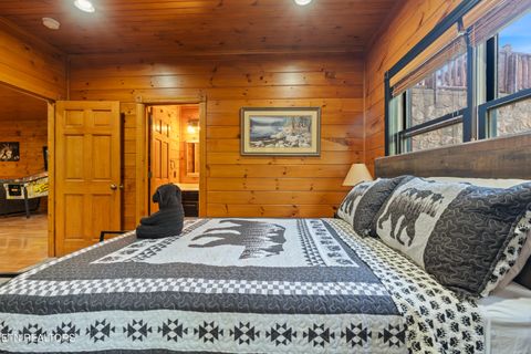 Tiny photo for 810 Great Smoky Way, Gatlinburg, TN 37738 (MLS # 1340582)