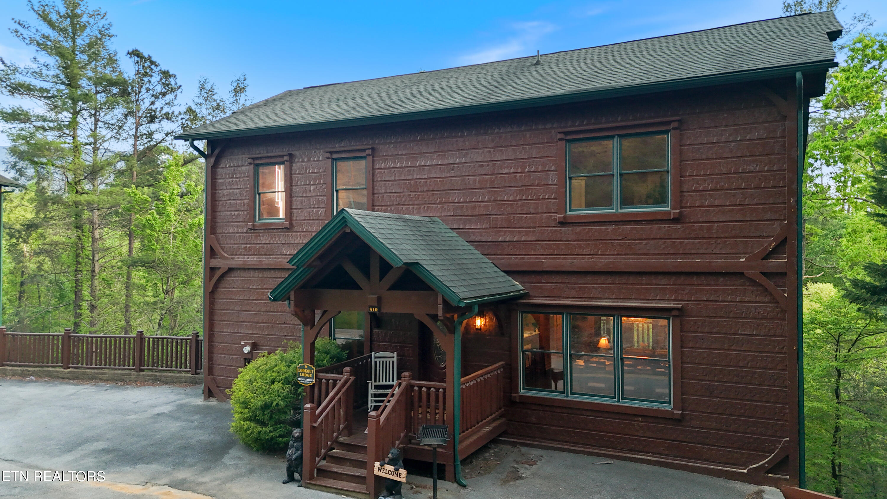 810 Great Smoky Way