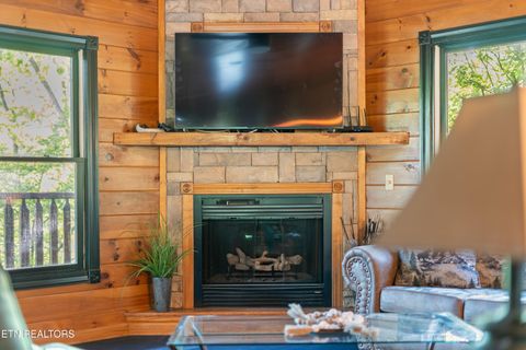 Tiny photo for 810 Great Smoky Way, Gatlinburg, TN 37738 (MLS # 1340582)