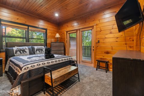 Tiny photo for 810 Great Smoky Way, Gatlinburg, TN 37738 (MLS # 1340582)