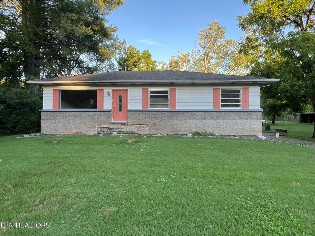 Photo of 4967 Island Home Rd, Louisville, TN 37777 (MLS # 1268453)