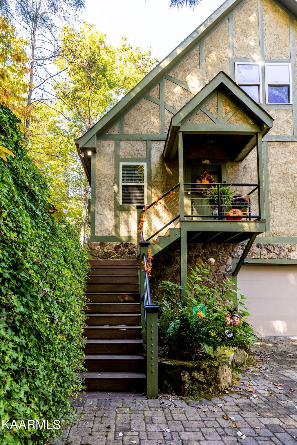 Photo of 124 Kelly Ridge Rd, Townsend, TN 37882 (MLS # 1208825)