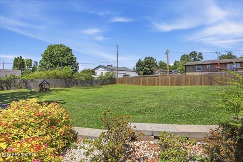 Tiny photo for 8705 Cranwood Drive, Knoxville, TN 37923 (MLS # 1340212)