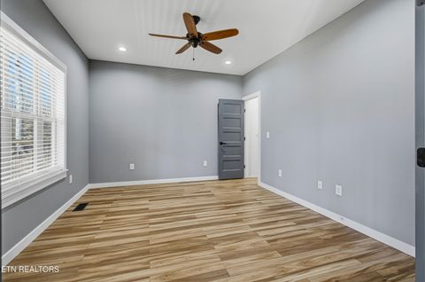 Tiny photo for 960 Deerwood Drive, Dandridge, TN 37725 (MLS # 1327394)