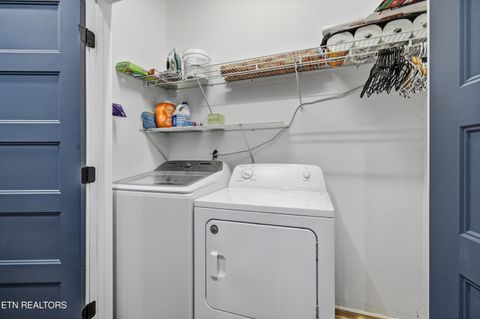 Tiny photo for 960 Deerwood Drive, Dandridge, TN 37725 (MLS # 1327394)