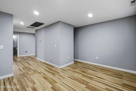 Tiny photo for 960 Deerwood Drive, Dandridge, TN 37725 (MLS # 1327394)