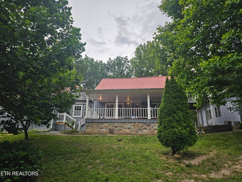 Photo of 925 Tweed Springs Rd, Greeneville, TN 37743 (MLS # 1345184)