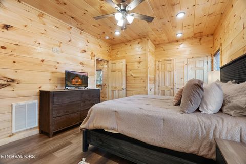 Tiny photo for 804 String Run Way, Pigeon Forge, TN 37863 (MLS # 1333694)