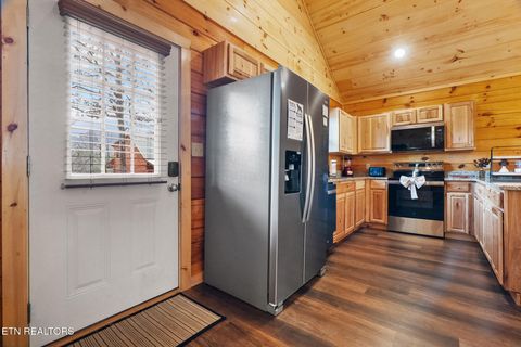 Tiny photo for 804 String Run Way, Pigeon Forge, TN 37863 (MLS # 1333694)