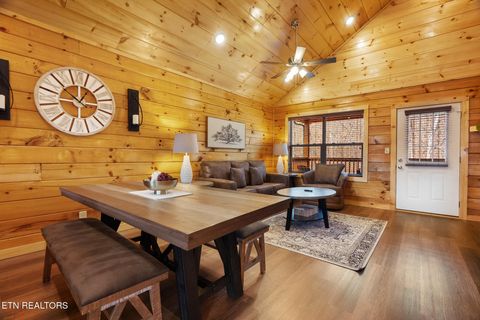 Tiny photo for 804 String Run Way, Pigeon Forge, TN 37863 (MLS # 1333694)