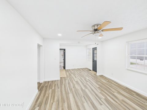 Photo of 2907 Tecoma Drive, Knoxville, TN 37917 (MLS # 1330849)