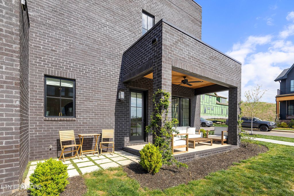 Photo of 9839 Clingmans Dome Drive, Knoxville, TN 37922 (MLS # 1336080)