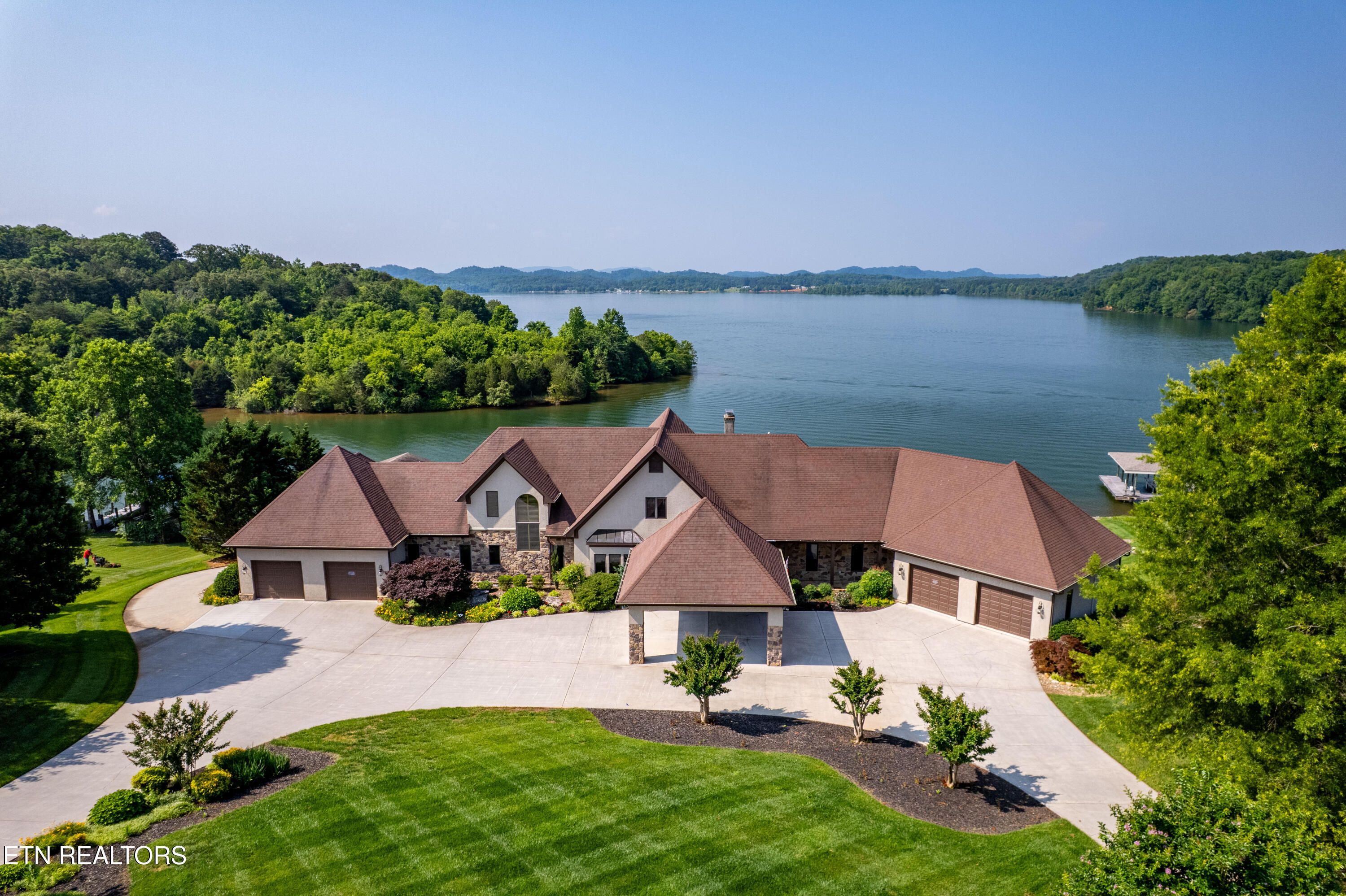 129 Indian Shadows Drive