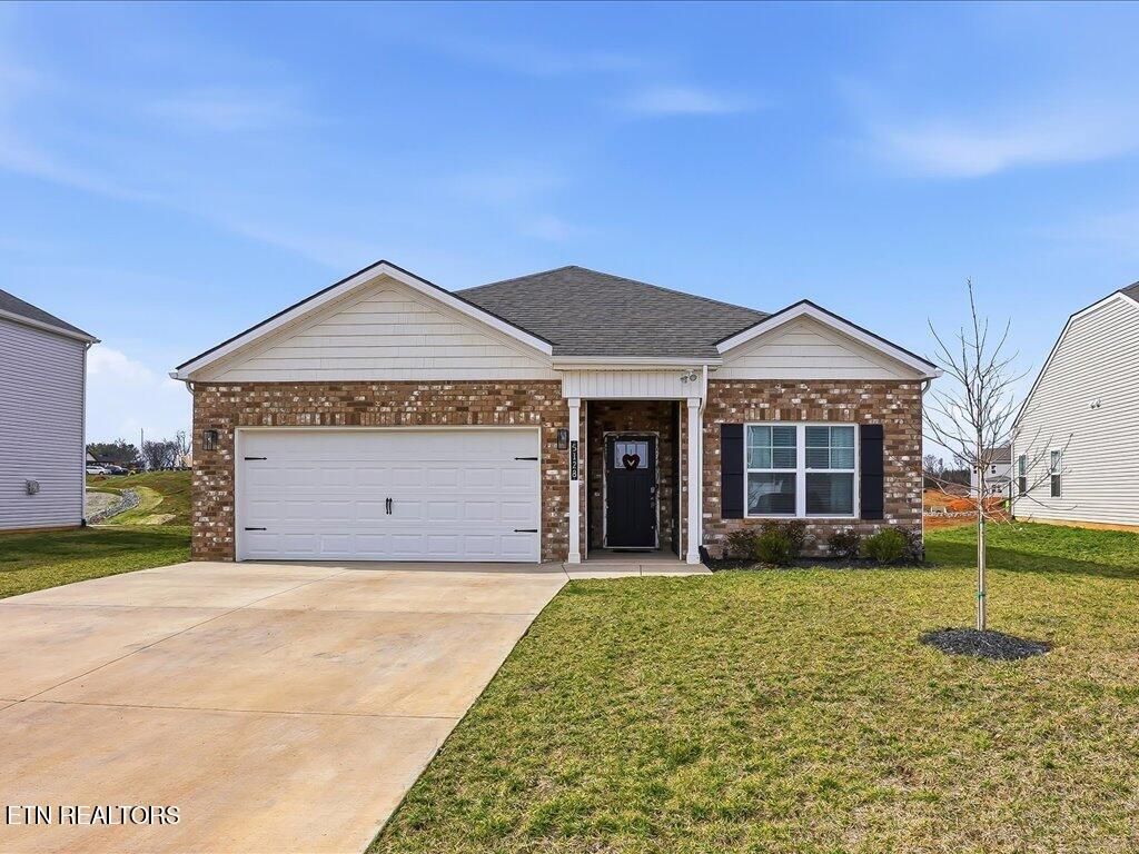 Photo of 5128 Lost Creek Drive, Morristown, TN 37813 (MLS # 1331014)