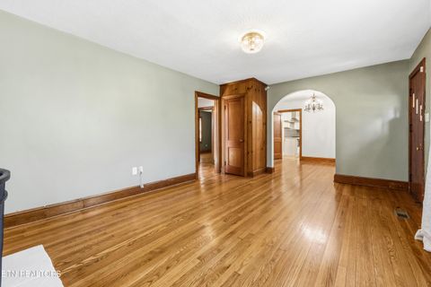 Tiny photo for 5102 E Sunset Rd, Knoxville, TN 37914 (MLS # 1333706)