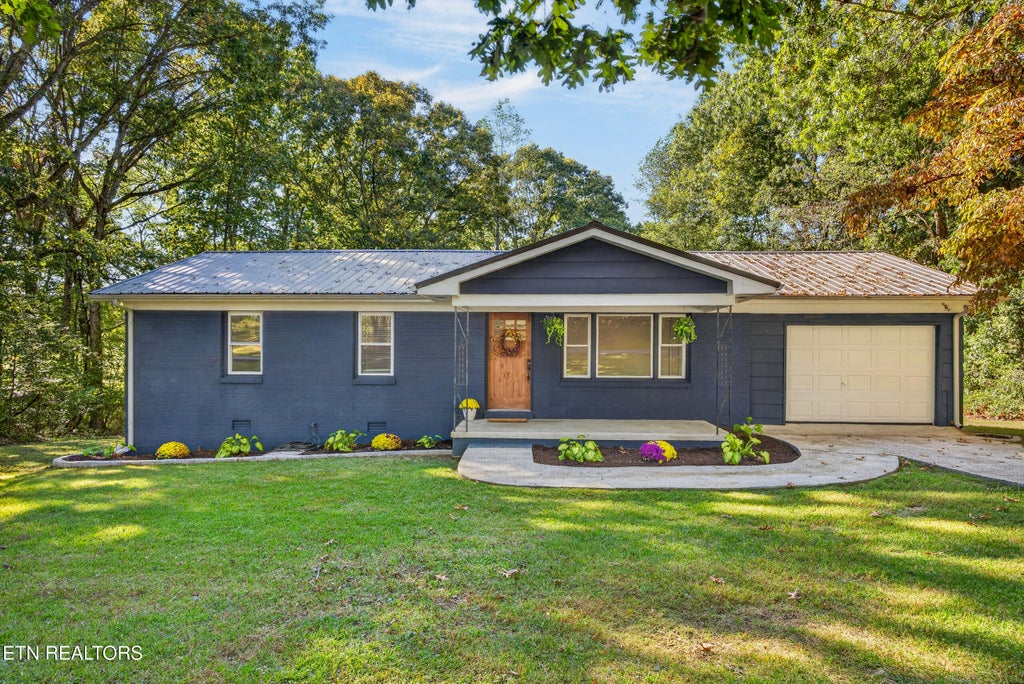 Photo of 581 Idlewild Drive, Sparta, TN 38583 (MLS # 1359346)