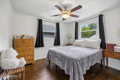 Tiny photo for 2705 NE Spencer St, Knoxville, TN 37917 (MLS # 1328725)