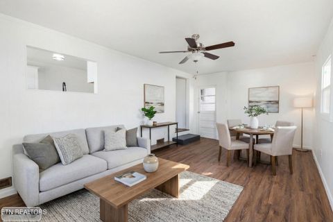 Tiny photo for 2705 NE Spencer St, Knoxville, TN 37917 (MLS # 1328725)