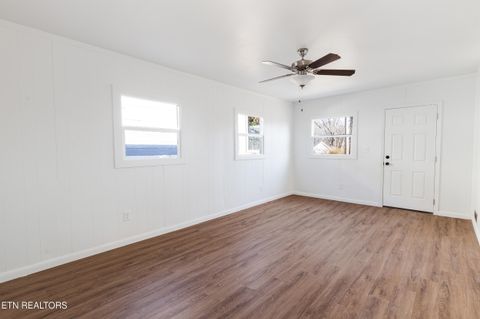 Tiny photo for 2705 NE Spencer St, Knoxville, TN 37917 (MLS # 1328725)