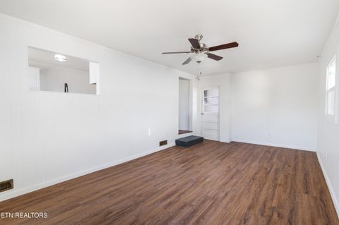 Tiny photo for 2705 NE Spencer St, Knoxville, TN 37917 (MLS # 1328725)