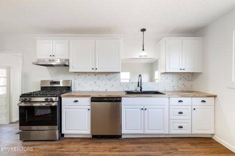 Tiny photo for 2705 NE Spencer St, Knoxville, TN 37917 (MLS # 1328725)