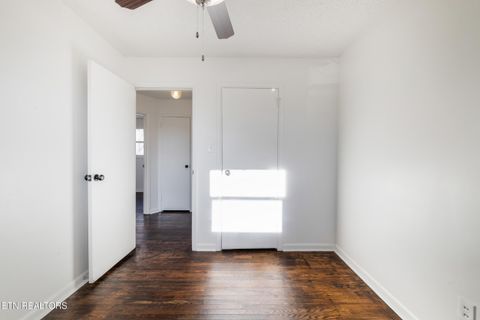 Tiny photo for 2705 NE Spencer St, Knoxville, TN 37917 (MLS # 1328725)