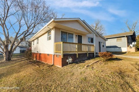 Tiny photo for 2705 NE Spencer St, Knoxville, TN 37917 (MLS # 1328725)