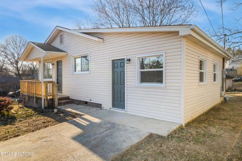 Tiny photo for 2705 NE Spencer St, Knoxville, TN 37917 (MLS # 1328725)