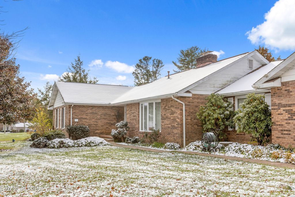Photo of 341 Roma Drive, Crossville, TN 38555 (MLS # 1322277)