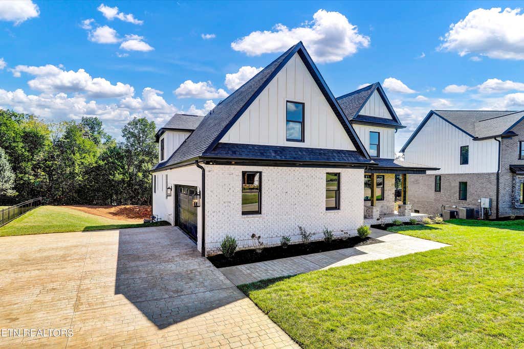 Photo of 12166 Fredericksburg Blvd, Knoxville, TN 37922 (MLS # 1239104)