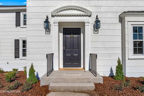 Tiny photo for 814 E Jefferson St, Jefferson City, TN 37760 (MLS # 1324321)