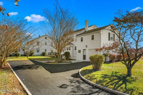 Tiny photo for 814 E Jefferson St, Jefferson City, TN 37760 (MLS # 1324321)