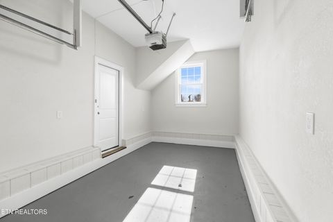 Tiny photo for 814 E Jefferson St, Jefferson City, TN 37760 (MLS # 1324321)