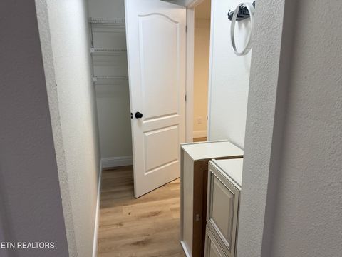 Tiny photo for 273 Fairway St, Crossville, TN 38571 (MLS # 1341462)