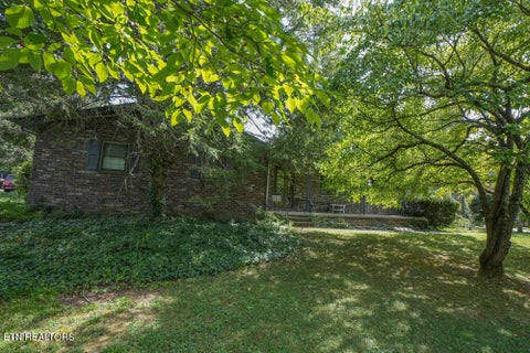 Tiny photo for 853 W Cunningham St, Alcoa, TN 37701 (MLS # 1355703)