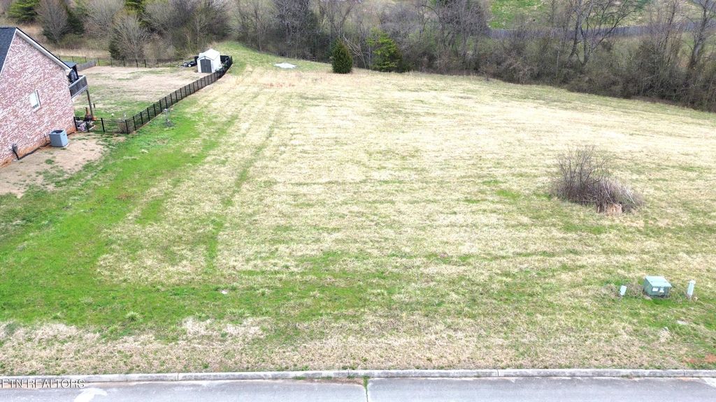 Photo of 930 Carter Springs Drive, Maryville, TN 37801 (MLS # 1321073)