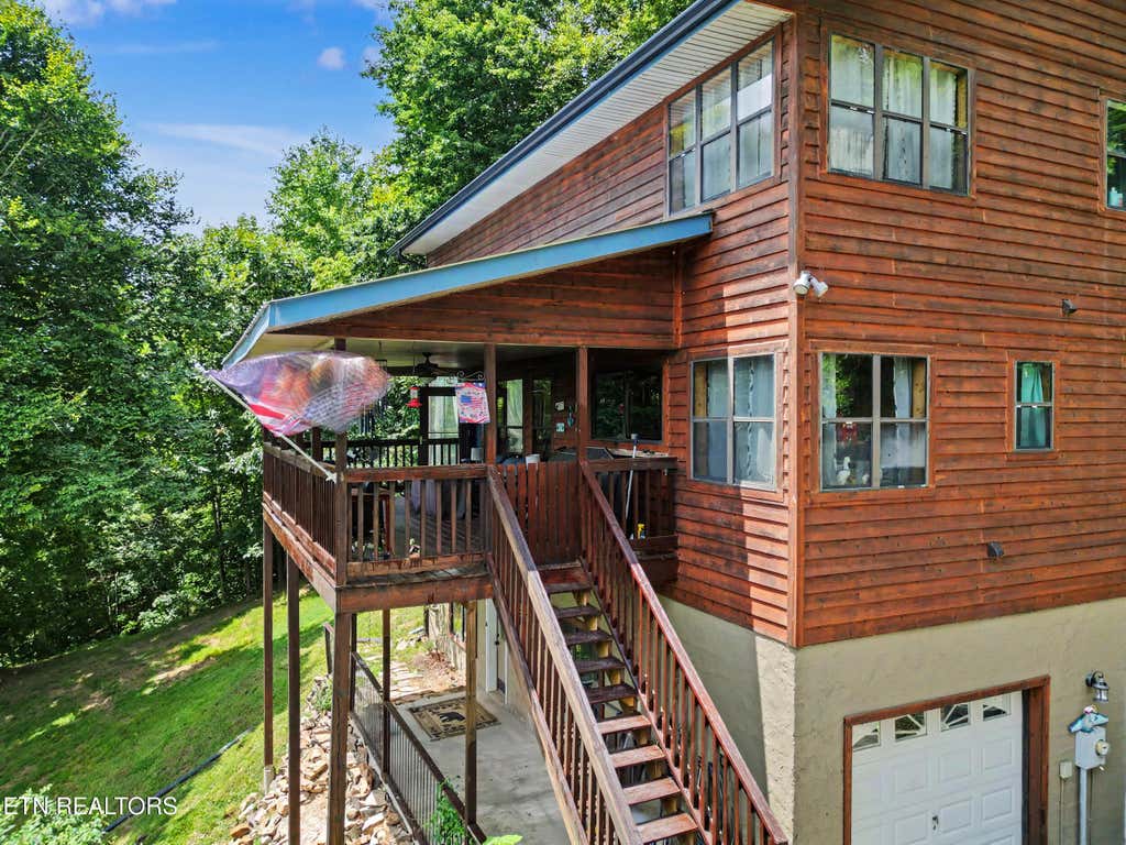 Photo of 1738 Mountain Shores Rd, New Tazewell, TN 37825 (MLS # 1350282)