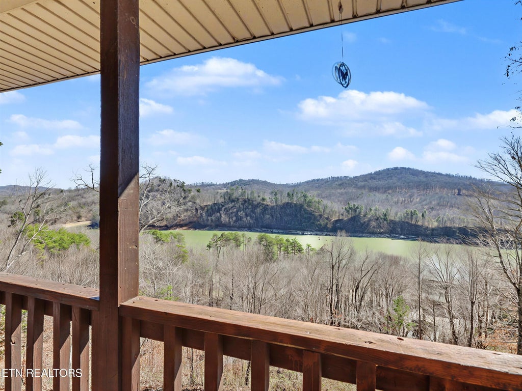 Photo of 1738 Mountain Shores Rd, New Tazewell, TN 37825 (MLS # 1350282)