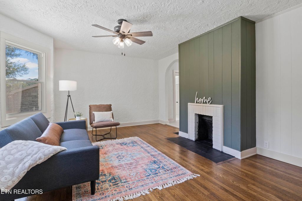 Photo of 309 N Chilhowee Drive, Knoxville, TN 37914 (MLS # 1317450)