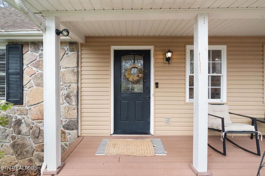 Photo of 805 Tree Trunk Rd, Knoxville, TN 37934 (MLS # 1323623)