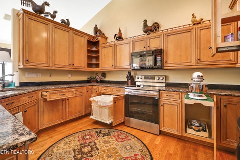 Tiny photo for 19 Mariners Court, Crossville, TN 38558 (MLS # 1360209)