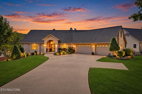 Photo of 19 Mariners Court, Crossville, TN 38558 (MLS # 1360209)