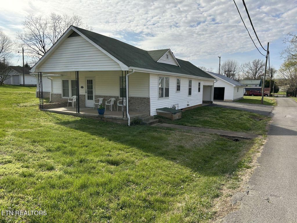 Photo of 10 E Farrell St, Niota, TN 37826 (MLS # 1336610)