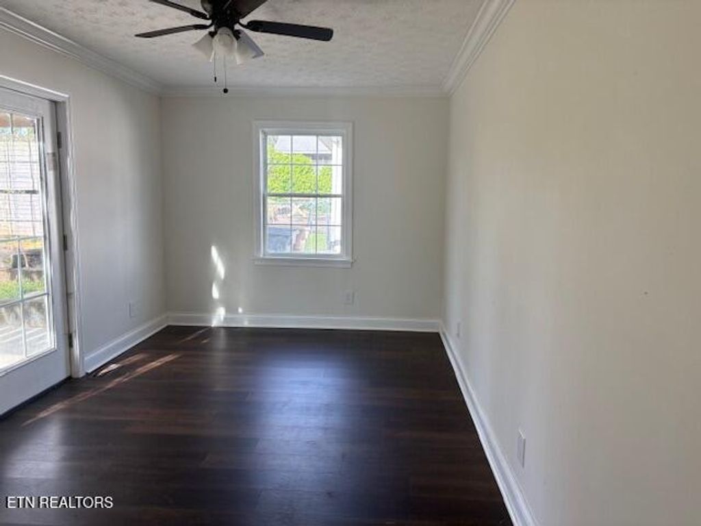 Photo of 2011 Fine Ave, Knoxville, TN 37917 (MLS # 1336764)