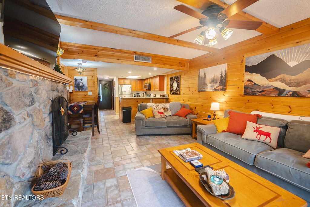 Photo of 260 Roaring Fork Rd #APT 217, Gatlinburg, TN 37738 (MLS # 1335161)