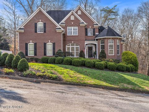 10 Hawthorne Place Norris TN 37828