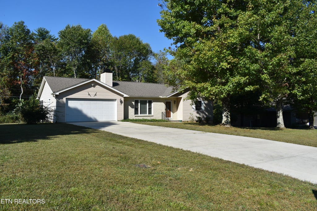 Photo of 344 Meadows Rd, Sparta, TN 38583 (MLS # 1357224)