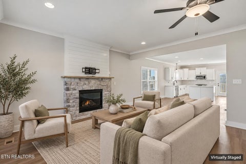 Tiny photo for 100 Roseberry St, Oak Ridge, TN 37830 (MLS # 1360207)