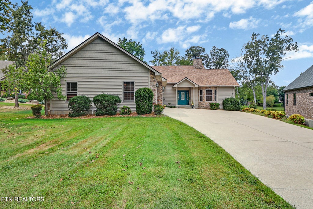 Photo of 46 Westridge Court, Crossville, TN 38558 (MLS # 1356929)